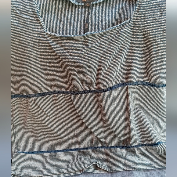 Frye shell top Total Eclipse railroad Stripes size large NWT - Picture 7 of 7